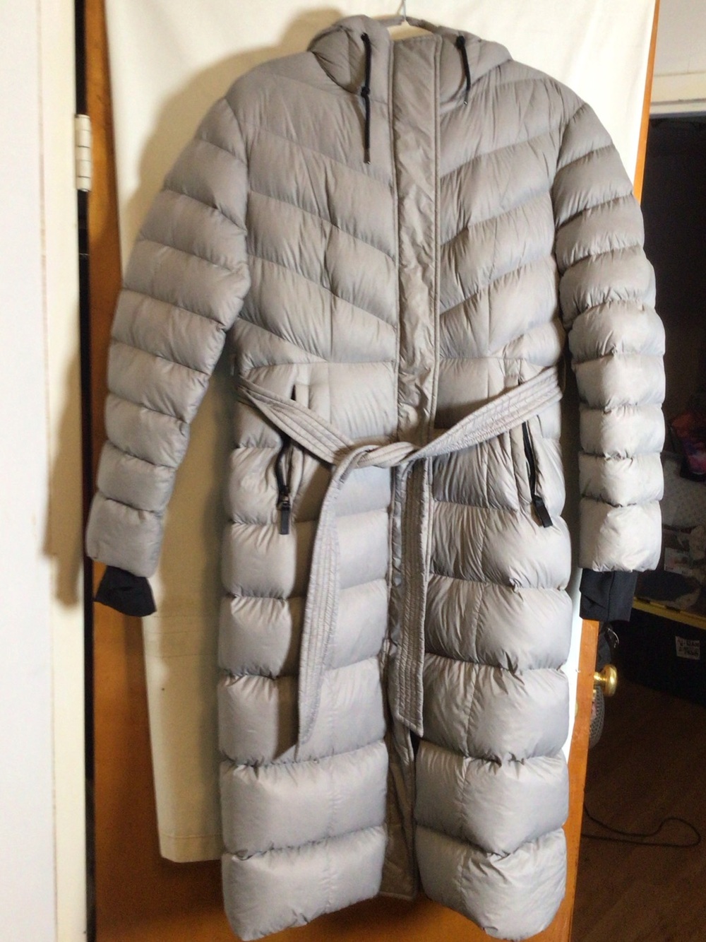 QUINCE responsible puffer  with 90% goose down & 10% goose feather SZ M